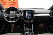 Volvo XC40 T3 Momentum Pro