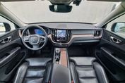 Volvo XC60 B5 D AWD Plus Dark aut