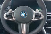 BMW Seria 3 330e M Sport