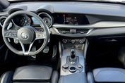 Alfa Romeo Stelvio 2.0 Turbo Executive Q4