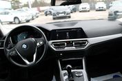 BMW Seria 3 318i aut