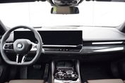 BMW Seria 5 520d xDrive M Sport