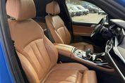 BMW X7 M50i