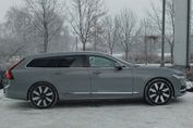 Volvo V90 T6 AWD Plug-In Hybrid Plus Bright aut