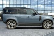 Land Rover Defender 110 3.0 P400 mHEV SE