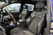 Audi Q7 SQ7 TFSI quattro