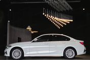 BMW Seria 3 318i Sport Line