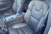 Volvo XC60 B5 B AWD Plus Dark aut