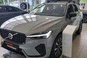 Volvo XC60 B5 B AWD Plus Dark