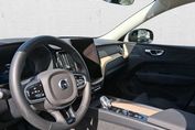 Volvo XC60 B5 B AWD Plus Dark aut