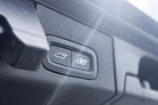 Volvo XC60 T6 Plug-In Hybrid AWD Plus Dark aut