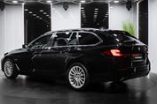 BMW Seria 5 530e Luxury Line sport-aut