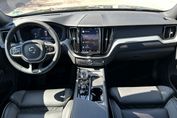 Volvo XC60 B5 B AWD Plus Black Edition aut