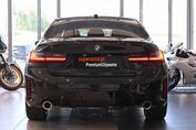 BMW Seria 3 320d xDrive M Sport