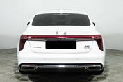 Hongqi H5 Deluxe 2.0T DSG