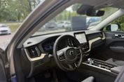 Volvo XC60 B5 B AWD Plus Dark aut