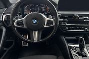 BMW Seria 5 Touring 520d xDrive M Sport