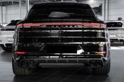 Porsche Cayenne Coupe E-Hybrid Black Edition