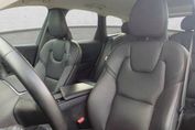 Volvo XC60 B4 B Momentum Pro
