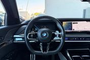 BMW Seria 7 740d xDrive M Sport