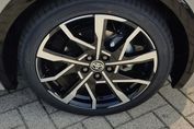 Toyota Prius Prestige 2.0 Hybrid Plug-in