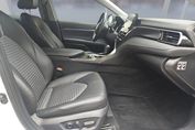 Toyota Camry Hybrid Prestige CVT