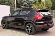 Volvo XC40 B3 Plus Dark
