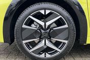 Peugeot 208 GT eDCS 1.2 mHEV