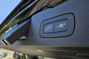 Volvo V60 T8 AWD Plug-In Hybrid Ultra Dark aut