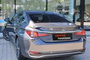Lexus ES 300H Business Edition