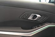 BMW Seria 3 318i M Sport