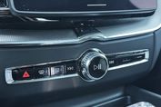 Volvo XC60 T8 Plug-In Hybrid AWD Ultra Black Edition aut