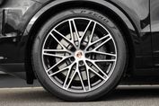 Porsche Cayenne Coupe Black Edition
