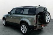 Land Rover Defender 110 D250 X-Dynamic SE