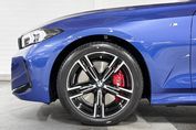 BMW Seria 3 330i xDrive M Sport