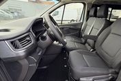 Nissan Primastar Tekna dCi 9A/T
