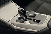 BMW Seria 3 318i Advantage aut