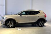 Volvo XC40 B3 Plus Dark