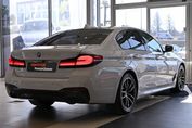 BMW Seria 5 520d xDrive M Sport