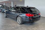 BMW Seria 5 Touring 530i xDrive Sport Line