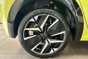 Peugeot 208 GT eDCS 1.2 mHEV