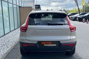Volvo XC40 B3 Plus Dark