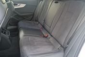 Audi A4 Avant 35 TFSI S Line