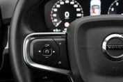 Volvo XC40 T3 Momentum Pro