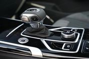 Hongqi HS5 2.0T AWD