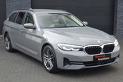 BMW Seria 5 530e sport-aut