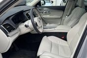 Volvo XC90 T8 AWD Plug-In Hybrid Ultra Dark 7OS