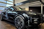 Porsche Cayenne Coupe E-Hybrid Black Edition