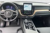 Volvo XC60 B5 B AWD Plus Bright