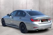 BMW Seria 3 320i